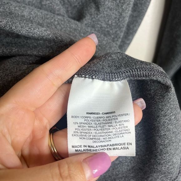 Nike Running Gray Performance quarter zip with Yellow Accents - Picture 8 of 9